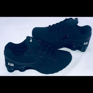 womens nike shox deliver shoes black pink